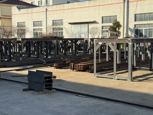 Wysokiej wytrzymałości szafa elektryczna wsparcie platformy stalowej konstrukcji na dnie wieży wiatrowej