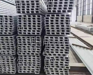 OEM Wiertarka Galwanizowana Sekcja C Z Galwanizacją Gorącą Długość 900mm-18000mm